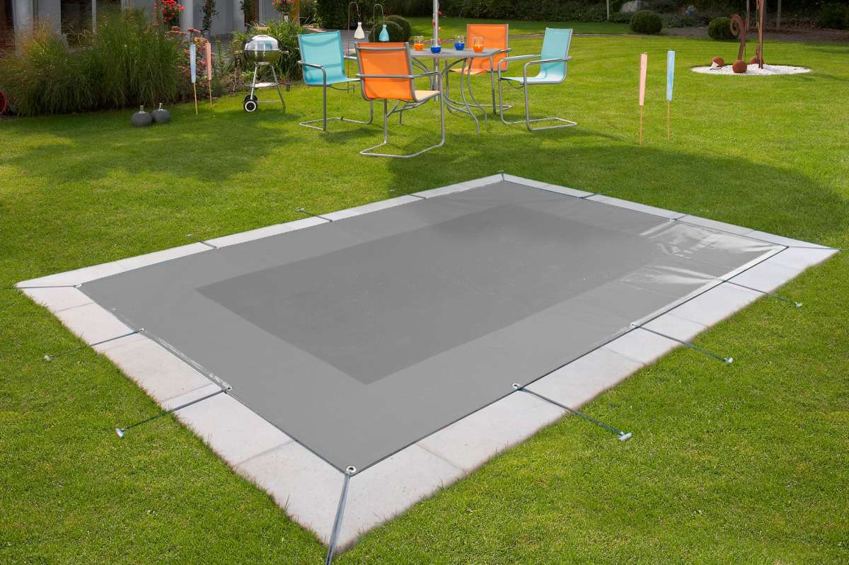 Das graue Schutznetz - Perfekte Optik mit Ihren Fliesen Pool