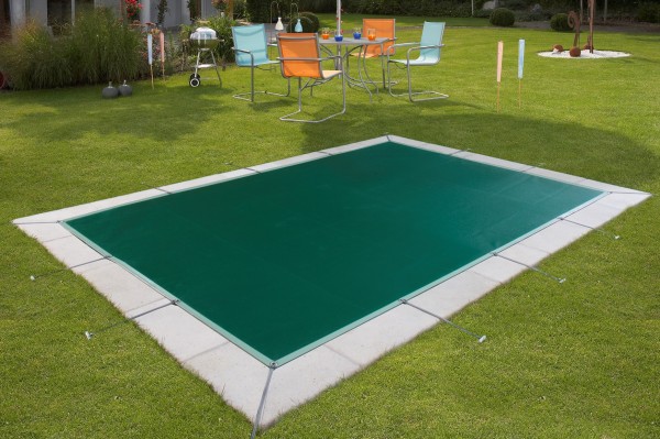 Pool Schutznetz in Grün als Winterabdeckung